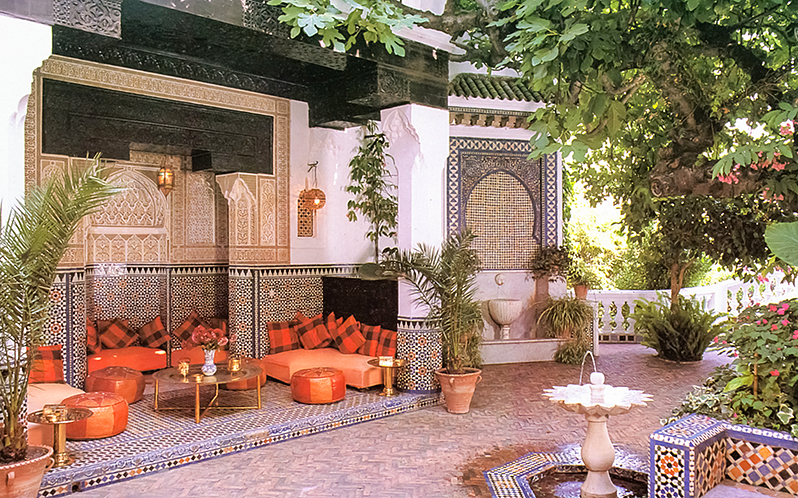 Dar Sidi Hosni - exterior courtyard